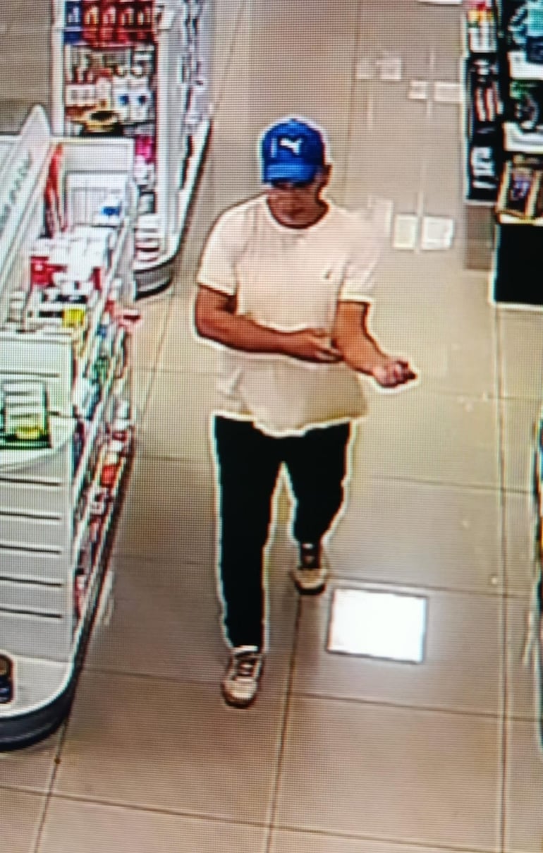 Solitario delincuente asalta una farmacia en Cambyretá
