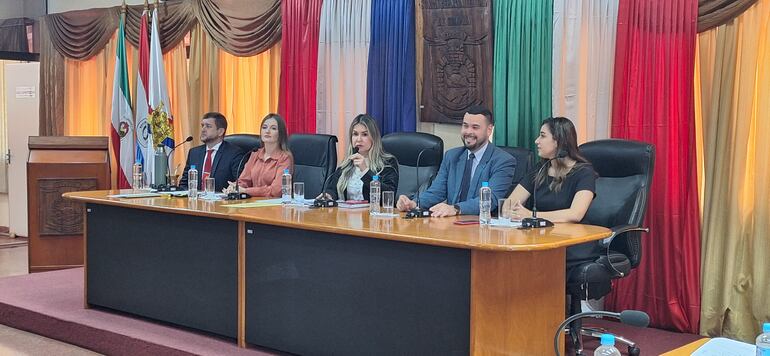 Nueva mesa directiva de la Junta departamental de Itapúa.