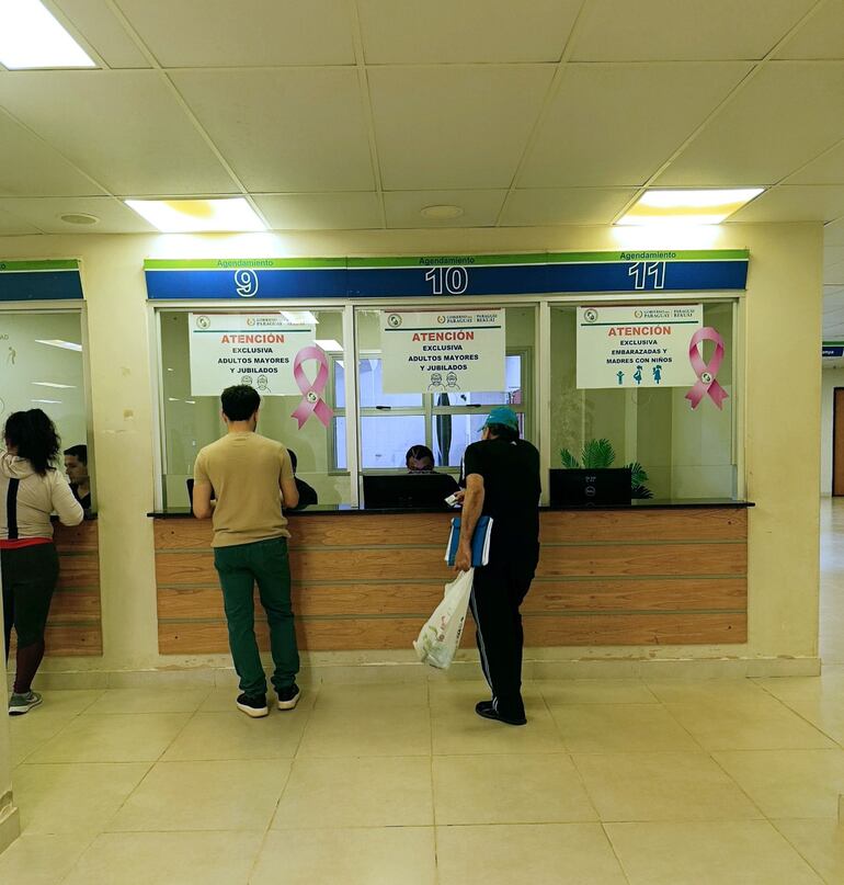 IPS habilitó ventanillas exclusivas para el adulto mayor y embarazadas.