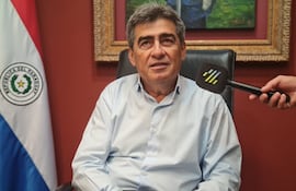Diputado Roberto González (ANR, Añeteté)