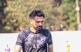 Gustavo Noguera (38 años) da un salto en su carrera al pasar del 3 de Noviembre al 2 de Mayo de Pedro Juan Caballero.