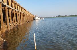 Así se ve el río Paraguay este jueves 24 de octubre en el Puerto de Asunción.