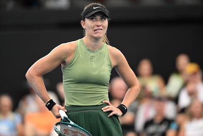 La española Paula Badosa reacciona durante su acción contra la kazaja Elena Rybakina durante la quinta jornada del torneo de tenis internacional de Brisbane en el Pat Rafter Arena.