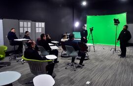 Área de Audiovisual inaugurada en el Col. Japonés Paraguayo.