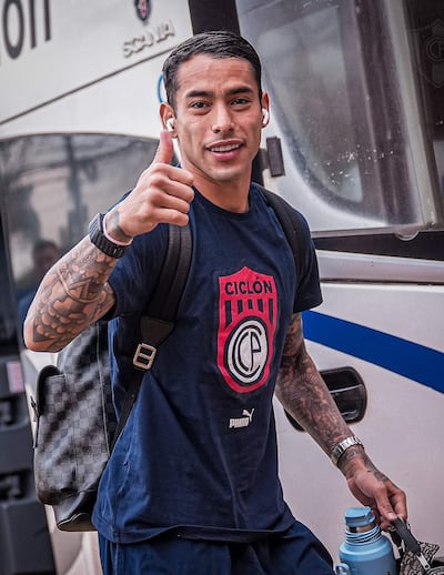 Sergio Araújo (33 años), con 11 goles en 30 partidos en 2025.