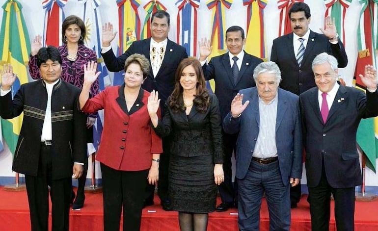 La recordada Cumbre del Mercosur del 29 de junio de 2012, en Mendoza, Argentina, cuándo el bloque suspendió a Paraguay en represalia por la destitución del entonces presidente Fernando Lugo, en un juicio político del Congreso. (Foto de archivo).