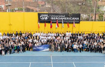 Equipo de UNIBE se alista para el Foro de Investigadores.