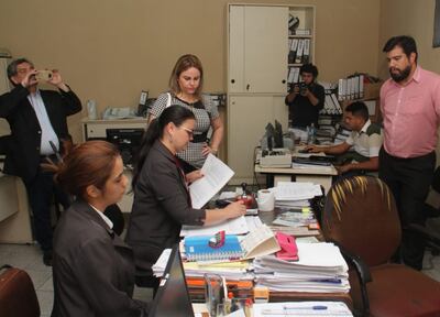 La fiscalía allanó en dos ocasiones, en menos de 8 días, las oficinas administrativas del Municipio de Lambaré.