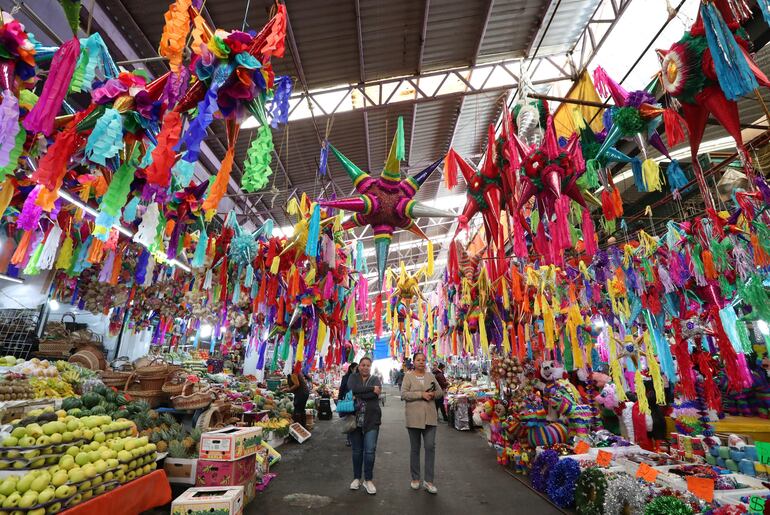 Las piñatas son muy populares en México.