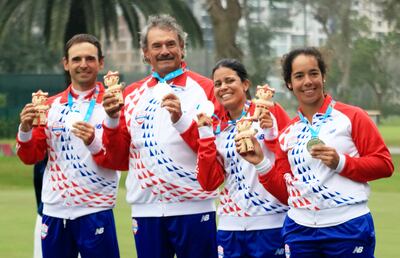 Los golfistas Zanotti, Franco, Granada y García fueron medalla de plata en equipos mixtos.