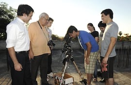 las-observaciones-con-instrumentos-opticos-como-telescopios-y-binoculares-tambien-formaran-parte-de-taller-en-cemupe--05144000000-1438751.jpg