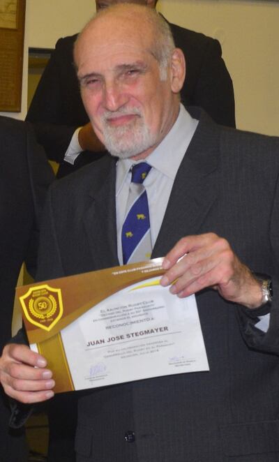 Stegmayer es recordado por traer la primera ovalada.