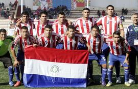 el-plantel-de-la-seleccion-paraguaya-en-el-estadio-municipal-penalolen-de-santiago-de-chile--213643000000-1356776.jpg