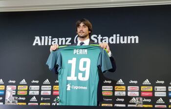 mattia-perin-120104000000-1732209.jpg