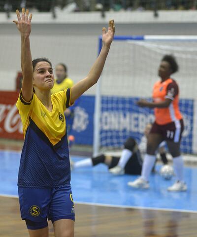 Paola Brítez, cuando militaba en el Sport Colonial.