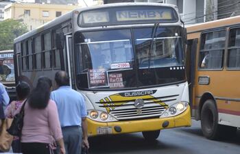 los-buses-de-la-linea-26-ofreceran-el-servicio-ya-con-el-nuevo-precio-del-pasaje-g-2-000--202654000000-1513939.jpg