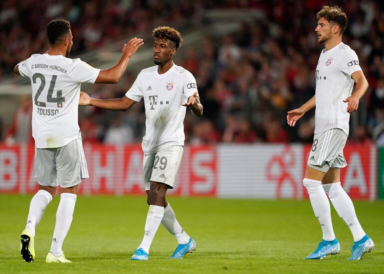 El Bayern Munich superó al Energie Cottbus y avanzó de ronda en la Copa de Alemania.