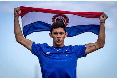 Enzo Ávalos, el joven paraguayo de 18 años, es nuevo futbolista del Cruzeiro.