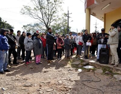 Exusuarios de la Junta de Saneamiento de Cerrito, San Antonio, buscan recuperar la entidad del poder de la Essap.