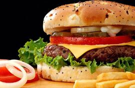 las-comidas-altamente-caloricas-como-la-hamburguesa-seran-mas-costosas-archivo-213649000000-621004.jpg
