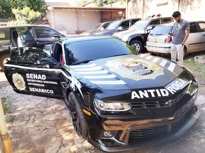 Vehículo de alta gama propiedad del preso por presunto narcotráfico, Reinaldo Cabaña, alias Cucho. El auto es administrado por la Senabico para la Senad.