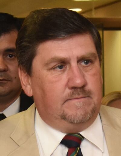 Blas Llano, presidente del Senado, dijo que la cumbre de poderes debe dar participación a otros sectores ciudadanos.