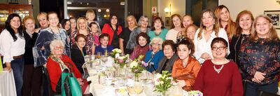 María Teresa Achucarro de Lesme, Norma Heyn Vda. de Rojas y Rossana Marengo de Ramírez fueron agasajadas con motivo de su cumpleaños, con un té ofrecido en el Bar Restaurant San Roque, por un grupo de concepcioneras residentes en Asunción.