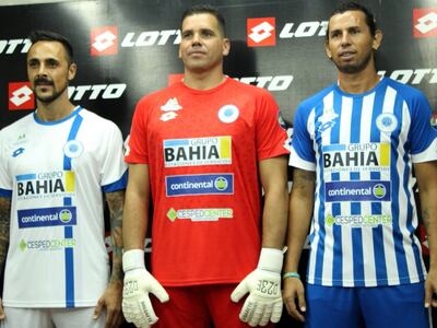 Con renovados bríos