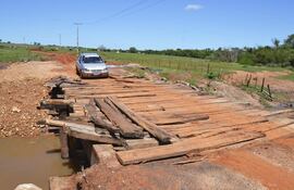 la-red-vial-del-distrito-de-yasy-cany-es-una-de-las-mas-precarias-del-departamento-de-canindeyu-la-mayoria-de-los-caminos-se-encuentra-en-pesimo-203057000000-1684029.jpg