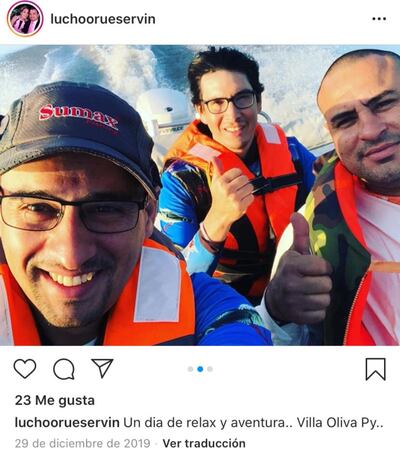 Ariel José Caballero (d) y el viceministro Luis Orué (i), en “un día de relax y aventura”, según se lee en su perfil de Instagram.