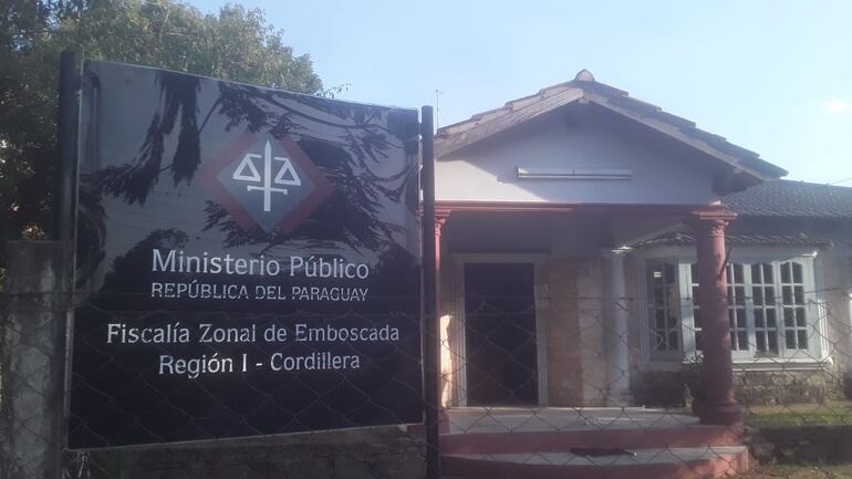 Madre y padrastro de Juliette declararán esta tarde