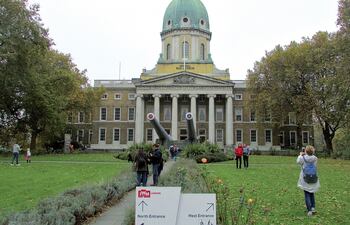 ubicado-al-sur-de-londres-la-sede-principal-del-museo-imperial-de-guerra-mig-contiene-cerca-de-800-000-articulos-que-cuentan-la-historia-de-las-gue-235310000000-1545852.jpg