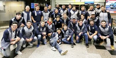 Plantel de la selección nacional masculina adulta de XV que viajó ayer a Medellín, Colombia.