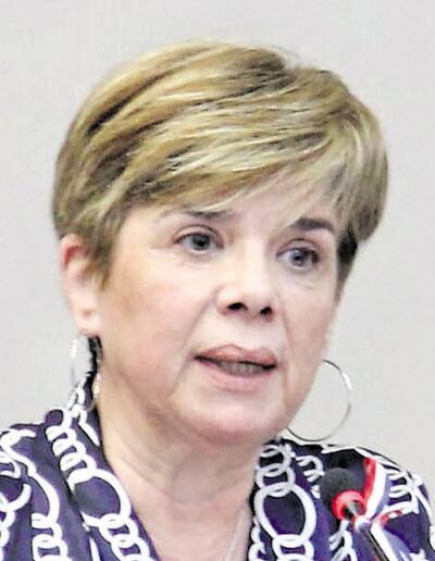 La senadora Desirée Masi (PDP) criticó a la CBI por discutir sobre el acta bilateral a puertas cerradas.