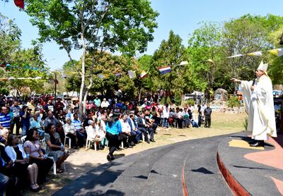 Una gran cantidad de fieles participó ayer de la misa celebrada en honor a San Miguel Arcángel.