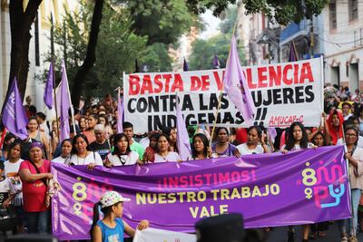 Mujeres de todas las edades y sectores coparon las calles de Asunción.