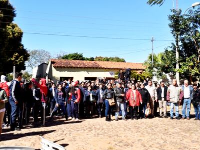 Los pobladores se han manifestado desde el lunes último frente al local del Centro de Salud de Villa del Rosario.