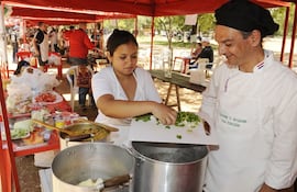 sera-la-3-edicion-de-cocinar-ayudar-el-ano-pasado-la-actividad-tuvo-mucho-exito--195039000000-394139.jpg