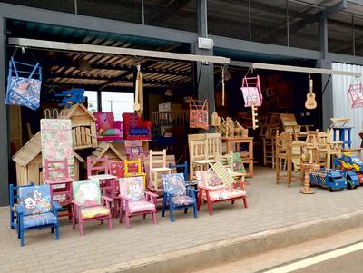 Los comerciantes alegan que las bajas ventas se deben a la mala ubicación de las casillas construidas por el MOPC.