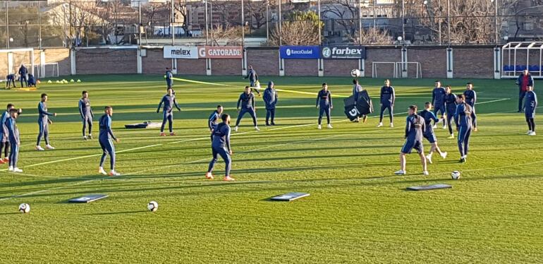 El plantel se moviliza en Argentina.