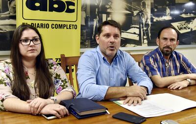 Sandra Ayala, Jorge Camperchioli y Carlos Ayala, directivos del gremio Biocave, ayer, durante la entrevista en nuestra redacción.