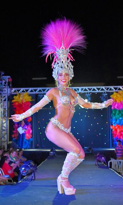 Encarnación y Villarrica, a puro Carnaval