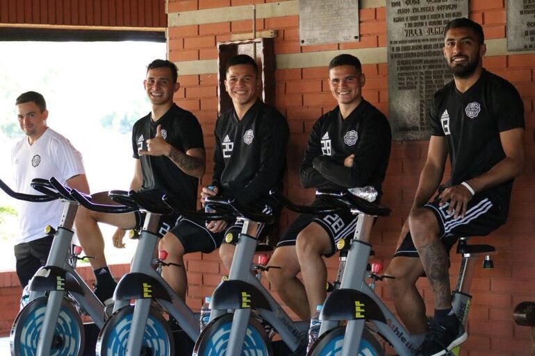 Olimpia entrenó este miércoles en la Villa.