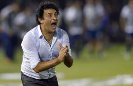 leonardo-astrada-entrenador-de-cerro-porteno--133139000000-1153905.JPG