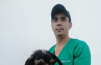 Piden ayuda para seguir cuidando de perros y gatos rescatados.