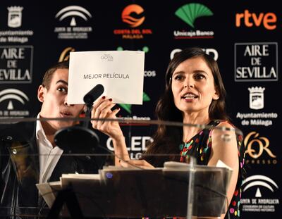 Los actores Miguel Herrán y Elena Anaya presentaron hoy la lista de finalistas de cara a la celebración de la 34 edición de los Premios Goya, cuya gala se celebrará el próximo 25 de enero en Málaga.