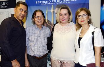 cirilo-zaracho-reinaldo-martinez-rossana-villalba-y-francisca-villalba--201439000000-1793533.jpg