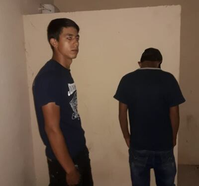 Ricardo Iván Fernández Galeano (18) y un mejor de 16 años, detenidos por robo agravado.