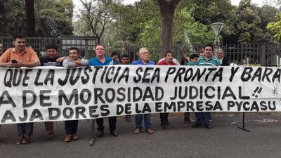 Trabajadores de la Empresa Pycasu.