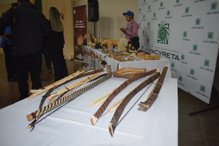 Los indígenas presentaron su producción.